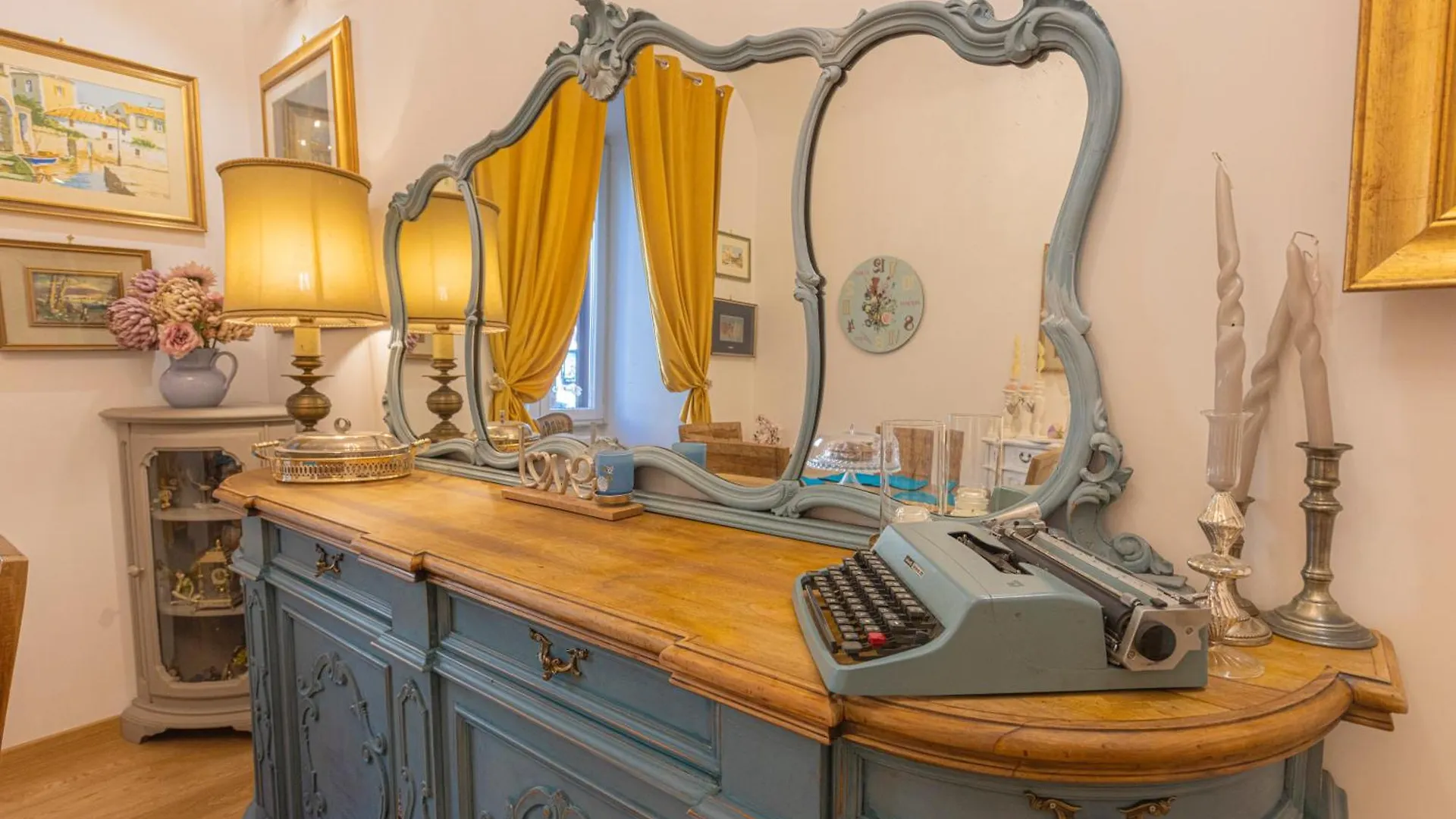 Apartament La Casa Di Vittorio Boutique Ottaviano San Pietro Rzym