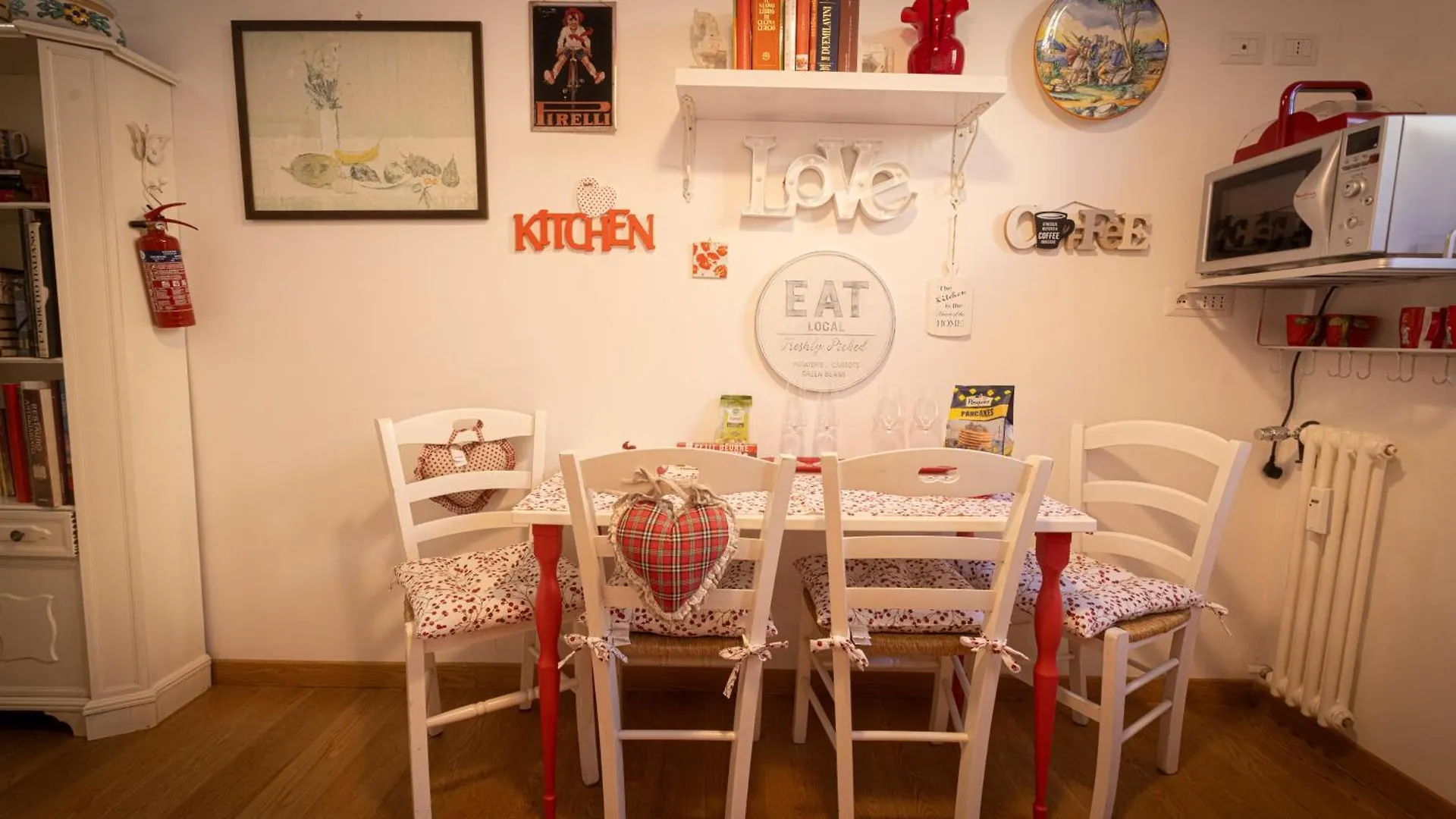 Apartament La Casa Di Vittorio Boutique Ottaviano San Pietro Rzym Włochy